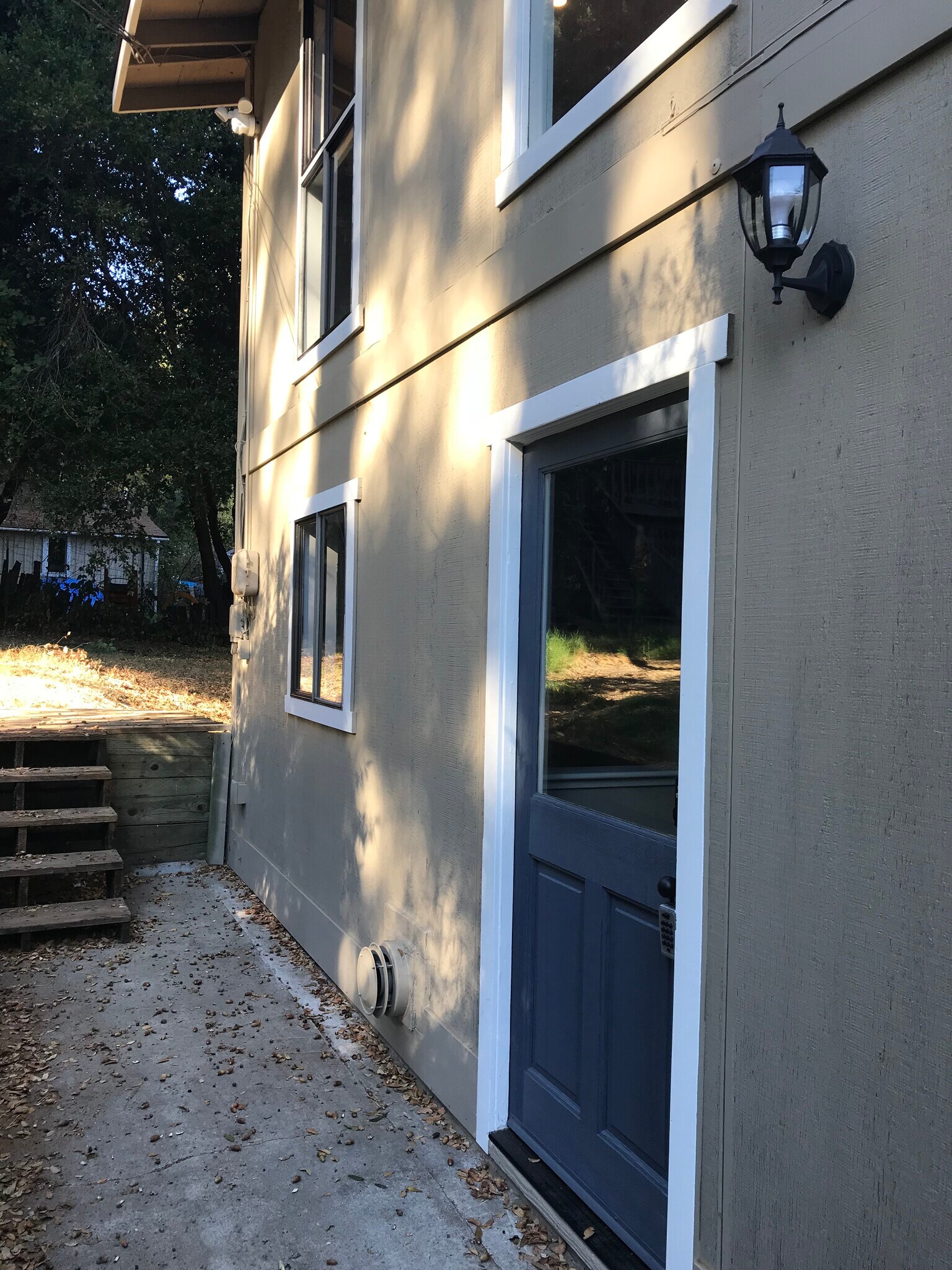 Building Photo - 13131 Oak St