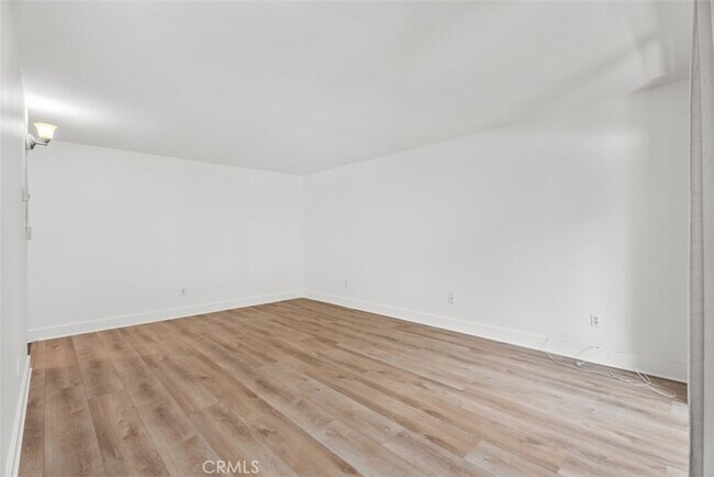 Building Photo - 12200 Montecito Rd
