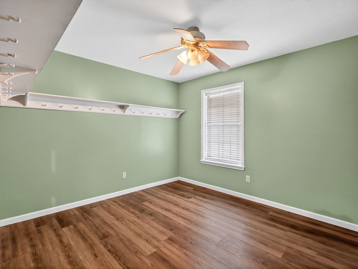 Building Photo - 18270 Stillwood Ln