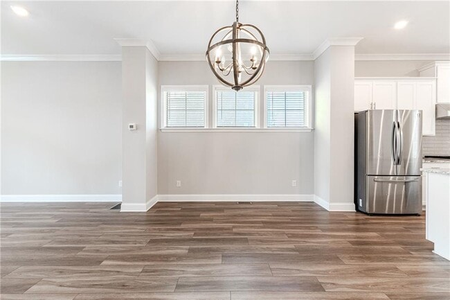 Building Photo - 5051 Pinckney Ln