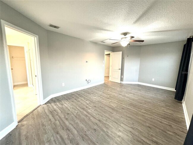 Building Photo - 11523 Peru Springs Pl