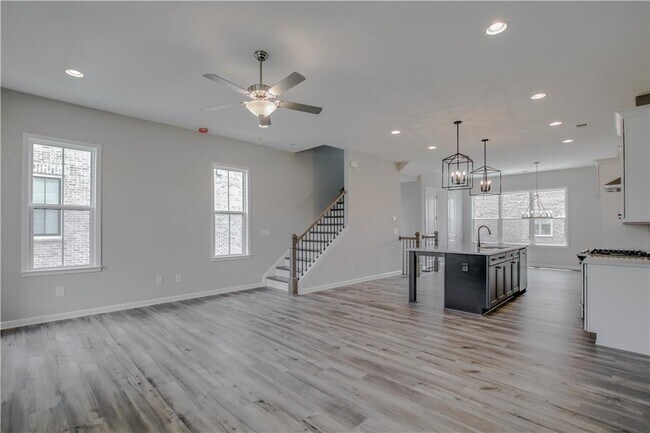 Building Photo - 147 Harlow Cir
