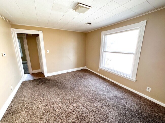 Building Photo - 50 Sherwood Ave