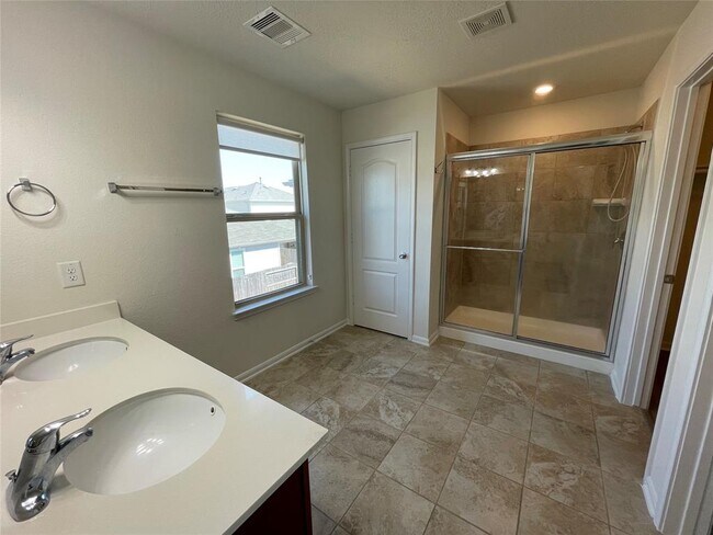 Building Photo - 13022 Mills Creek Meadow Dr