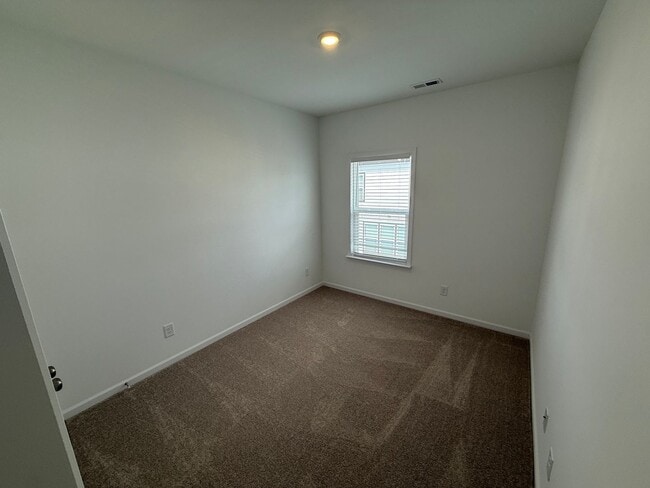 Building Photo - Brand New 3-Story home in the heart of Nor...
