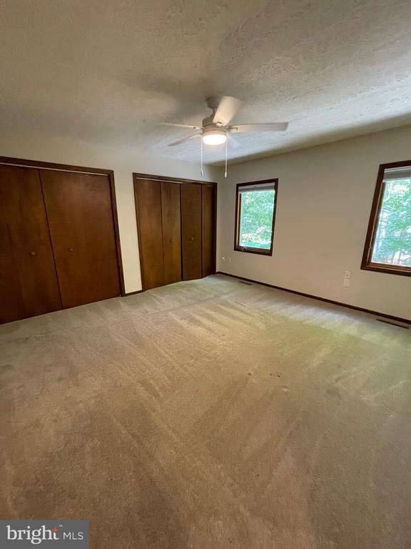 Building Photo - 22480 Sparrow Ct