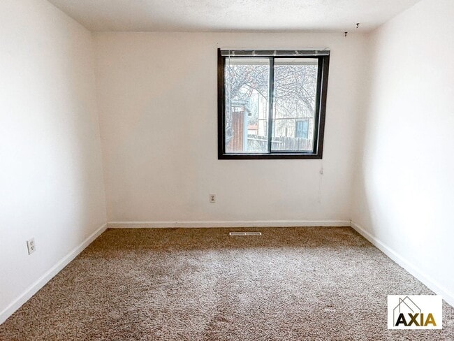 Building Photo - Cozy 2BD/1BA Home in Great Location!