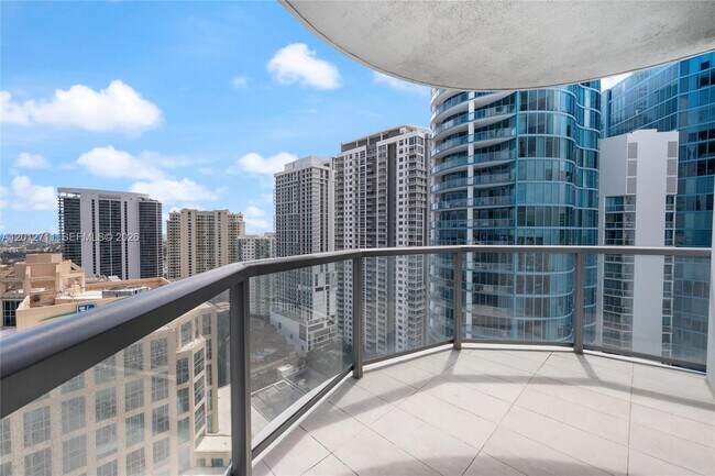 Building Photo - 100 E Las Olas Blvd