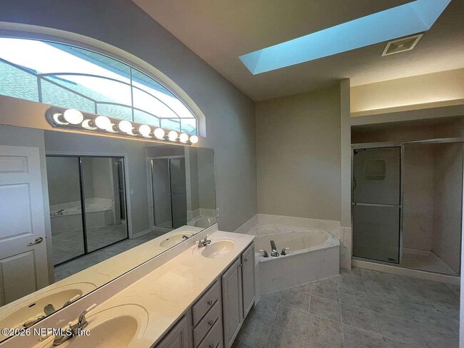 Building Photo - 10576 NW 32nd Rd