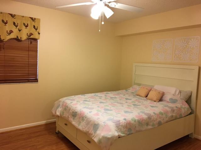 Building Photo - 6169 Balboa Cir