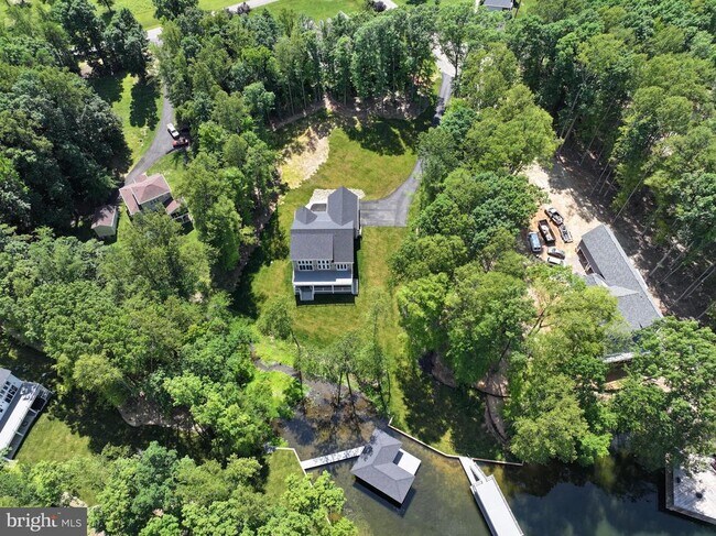 Building Photo - 44 Deep Crk Cir