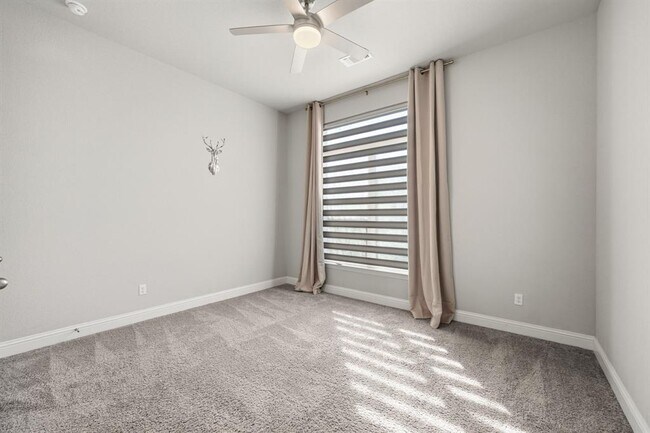 Building Photo - 1233 Texas Ash Ln