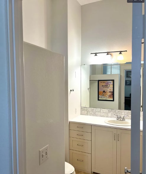 Building Photo - 1322 2nd St