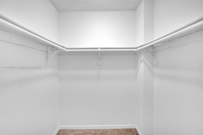 Building Photo - 6500 Cypress Rd