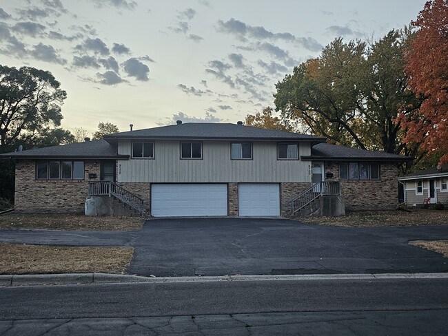 2 Car garage. Huge Driveway with extra parking - 9702 Pleasant Ave S