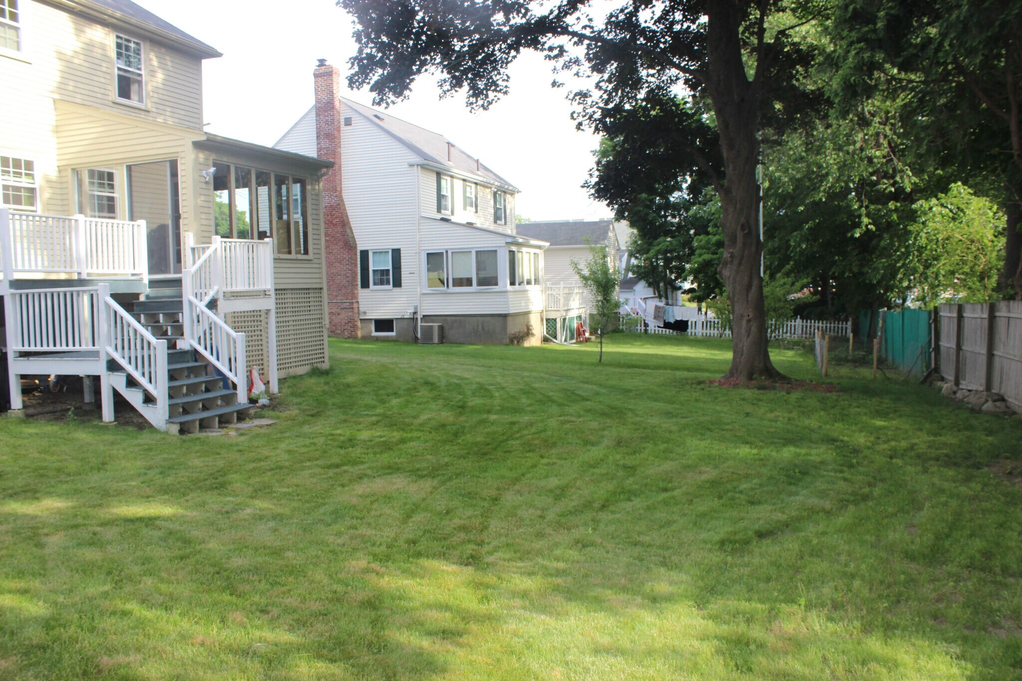 Nice deck attached to sunroom - 8 Park Ave