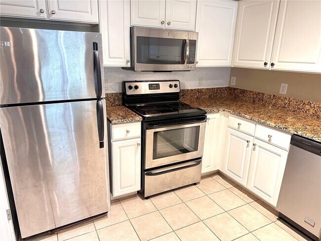 Building Photo - 4105 Westchester Ridge NE