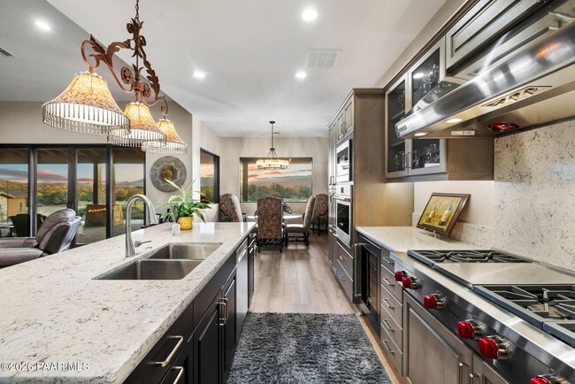 Building Photo - 5885 West St