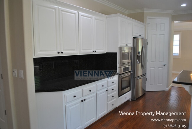 Building Photo - 3750 Jennieke Ct