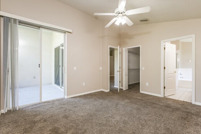 Building Photo - 11239 Lake Lanier Dr