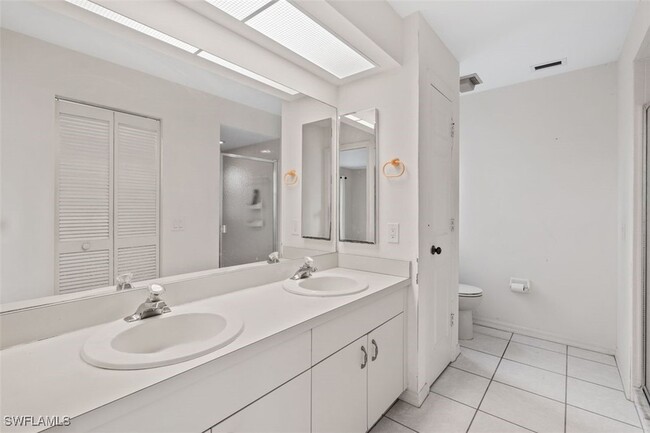 Building Photo - 25570 Fairway Dunes Ct
