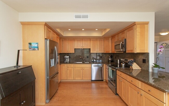 Building Photo - Carlsbad Village Furnished 2 bedroom/2 bath Long Term