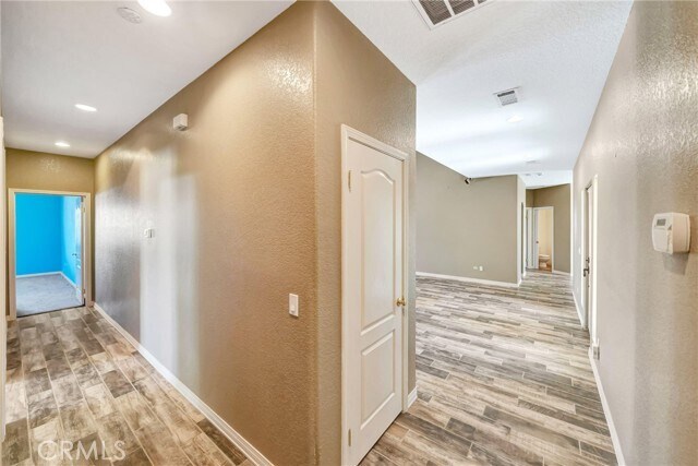 Building Photo - 7315 W Ave A 8