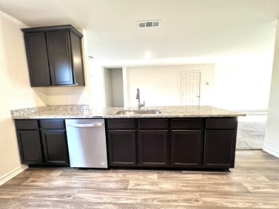 Building Photo - 361 Cres Park Dr