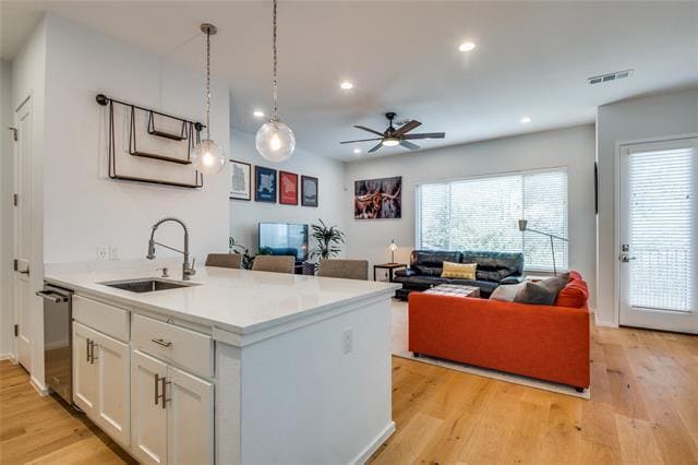 Building Photo - 5923 Hudson St