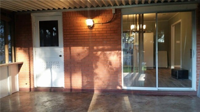 Building Photo - 4712 Frontier Trail