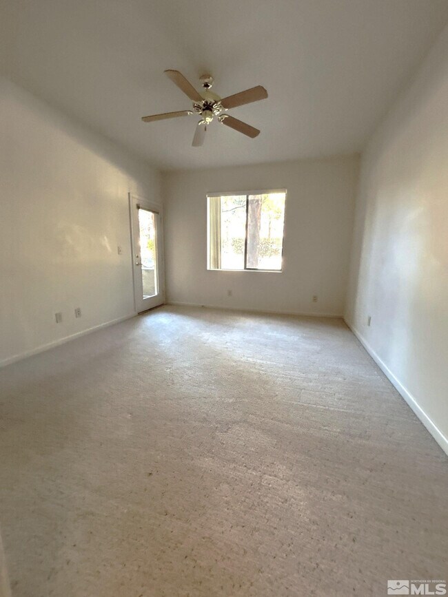 Building Photo - 900 S Meadows Pkwy