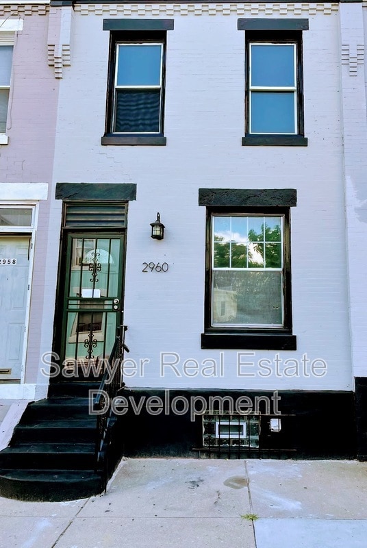 Primary Photo - 2960 N Taylor St
