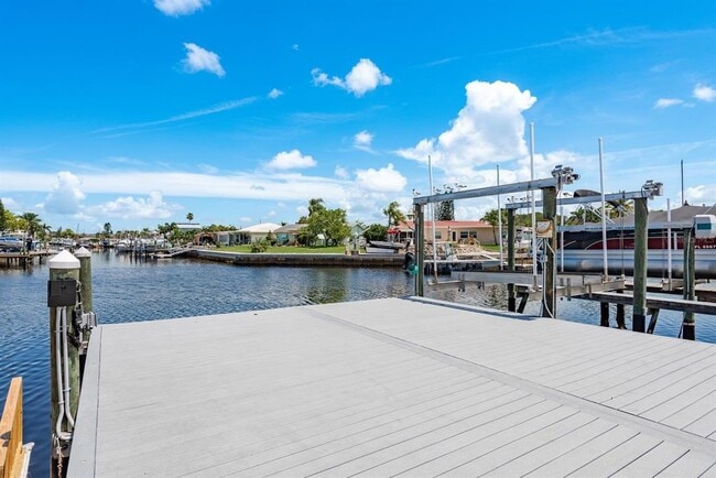 Building Photo - 4845 Shell Stream Blvd