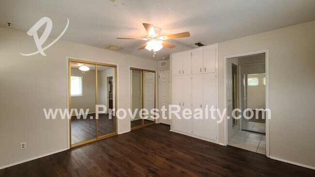 Building Photo - 3 Bed, 2 Bath Hesperia Home!!!