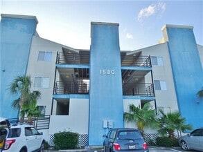 Building Photo - 1580 Harbor Dr