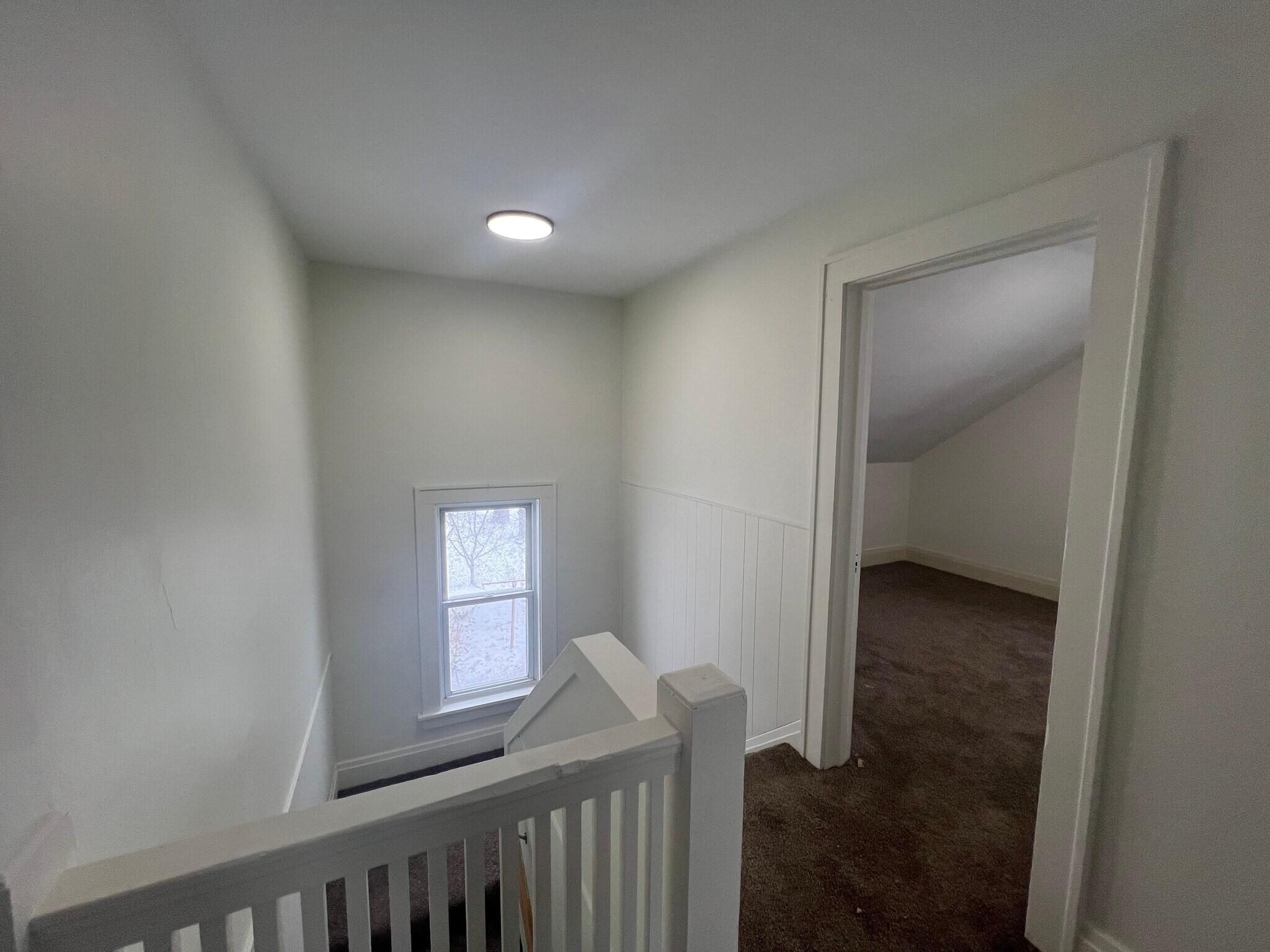 Building Photo - 911 Townline Rd