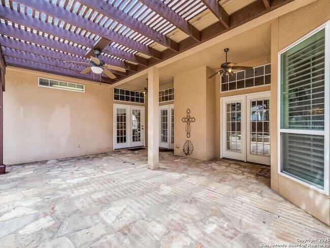 Building Photo - 19114 Autumn Garden