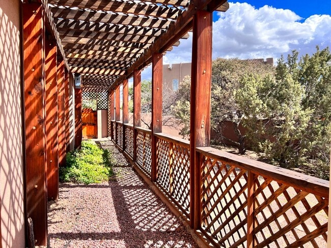 Building Photo - 3120 Payupki Cir