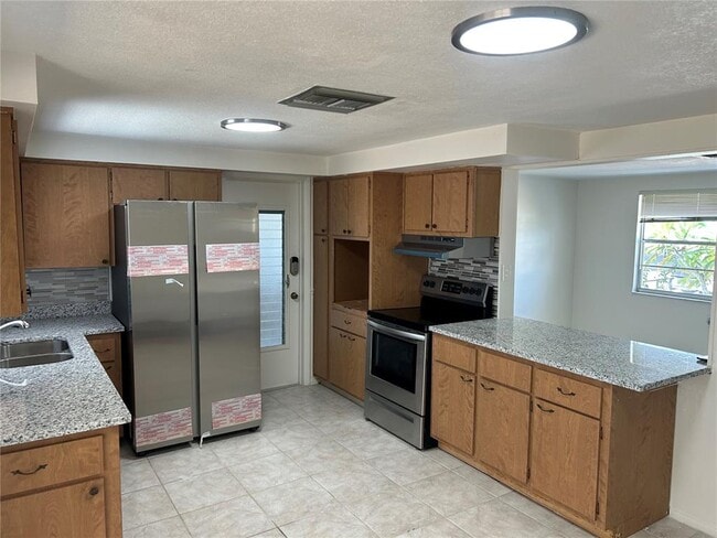 Building Photo - 5724 Mosaic Dr