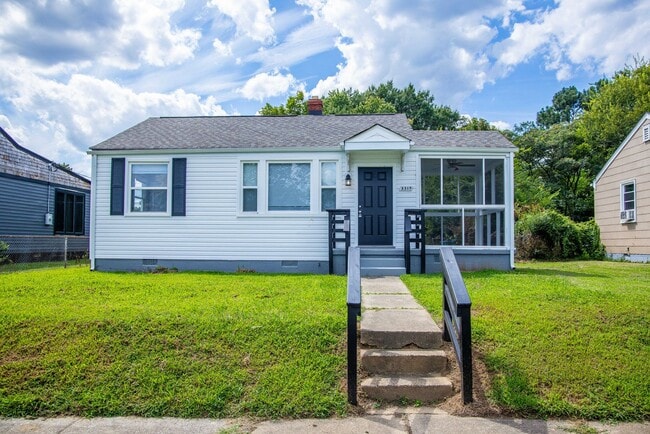 Building Photo - Newly Renovated 1/2 Off 1st Month!