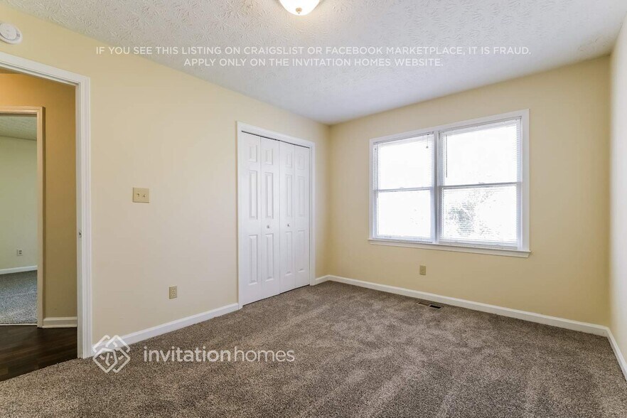 Building Photo - 1120 Jennings Dr