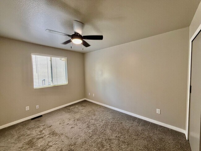 Building Photo - 4631 Fencer Rd