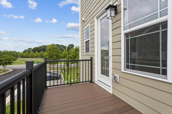 Building Photo - 105 Bracewell Ln