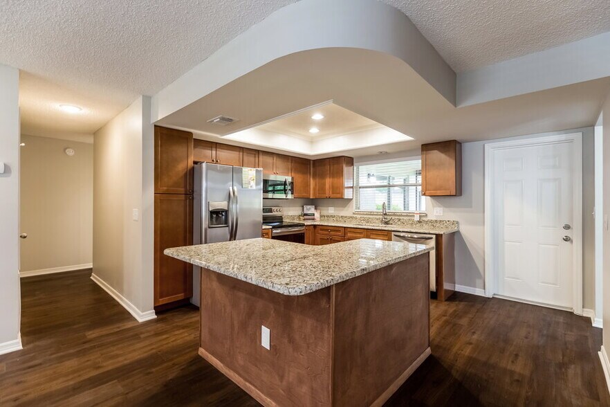 Building Photo - 948 March Hare Ct