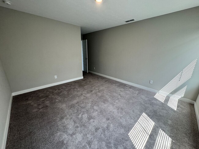 Building Photo - 17158 Seaboard Pl