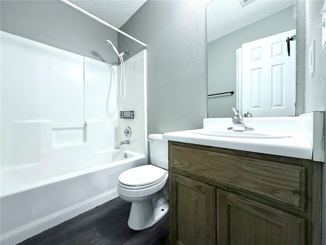 Building Photo - 1508 Rice Rd