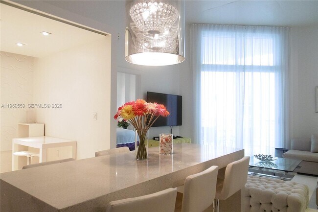 Building Photo - 2001 Meridian Ave