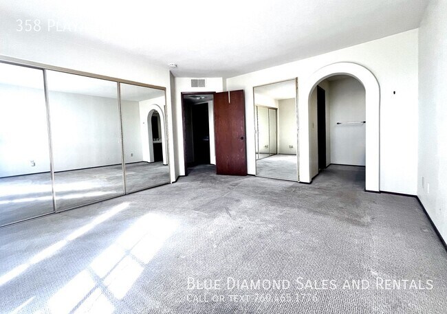Building Photo - 358 Playa Blanca