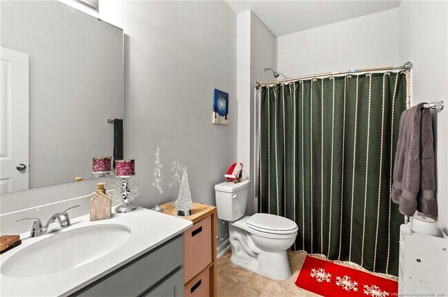 Building Photo - 518 Stadium Dr