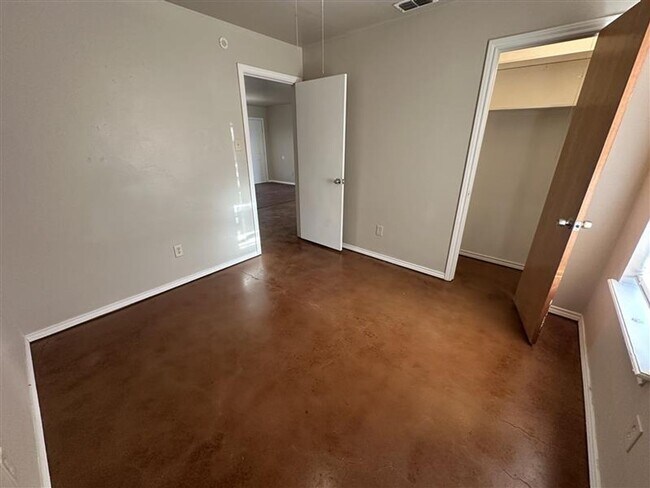 Building Photo - 12758 Candleridge Dr